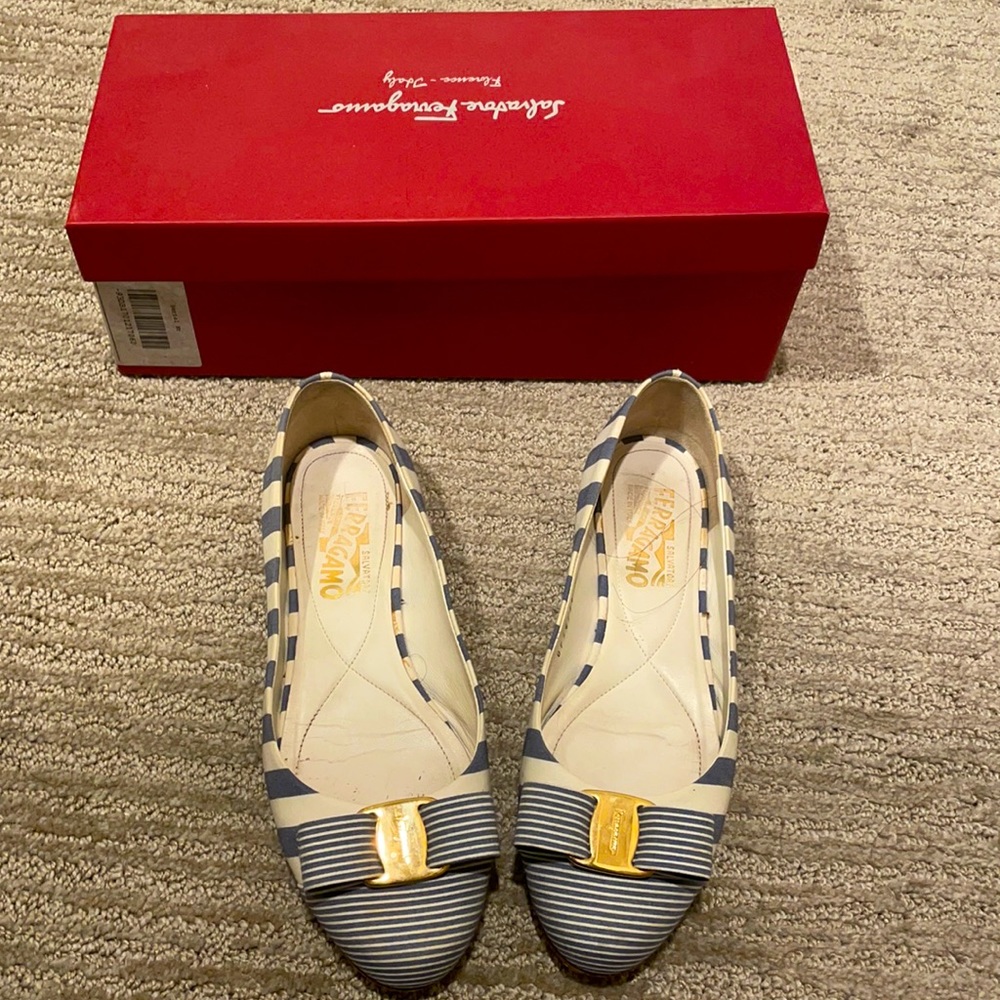 Salvatore Ferragamo flats size 36.5